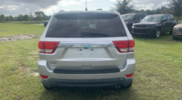 
										2011 Jeep Grand Cherokee Laredo full									