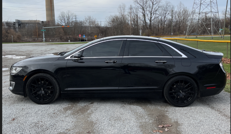 
								2017 Lincoln MKZ Reserve full									