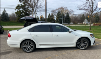 2017 Volkswagen Passat R-Line