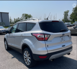 
										2018 Ford Escape Titanium full									