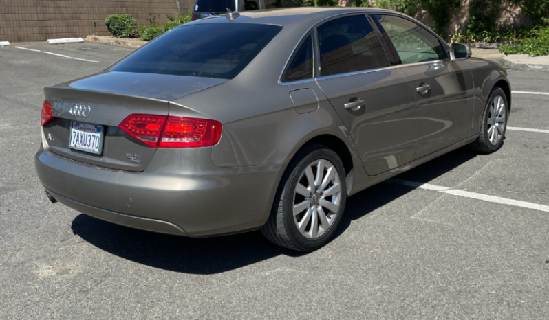 
								2010 Audi A4 Quattro Premium Plus full									