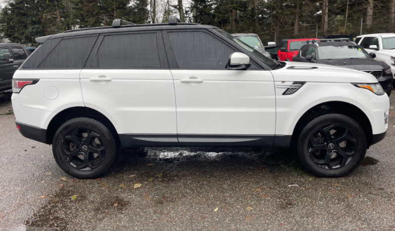 
								2016 Land Rover Range Rover Sport HSE full									