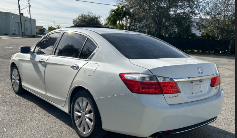 
								2013 Honda Accord EX-L V6 w/Navigation full									