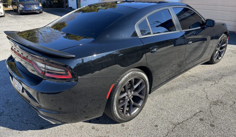 
								2020 Dodge Charger SXT full									